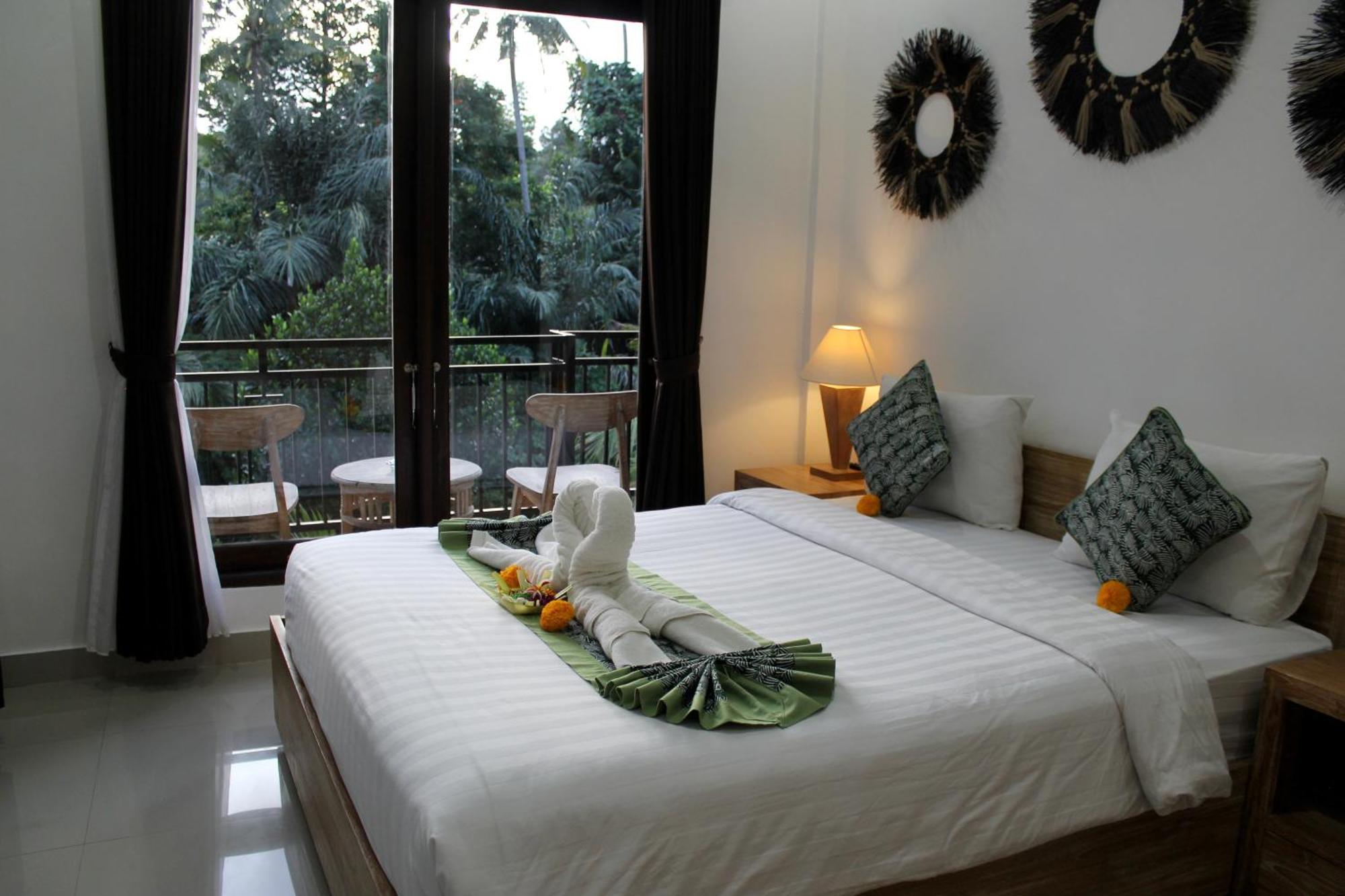 Hanaka Riverside Ubud Bagian luar foto