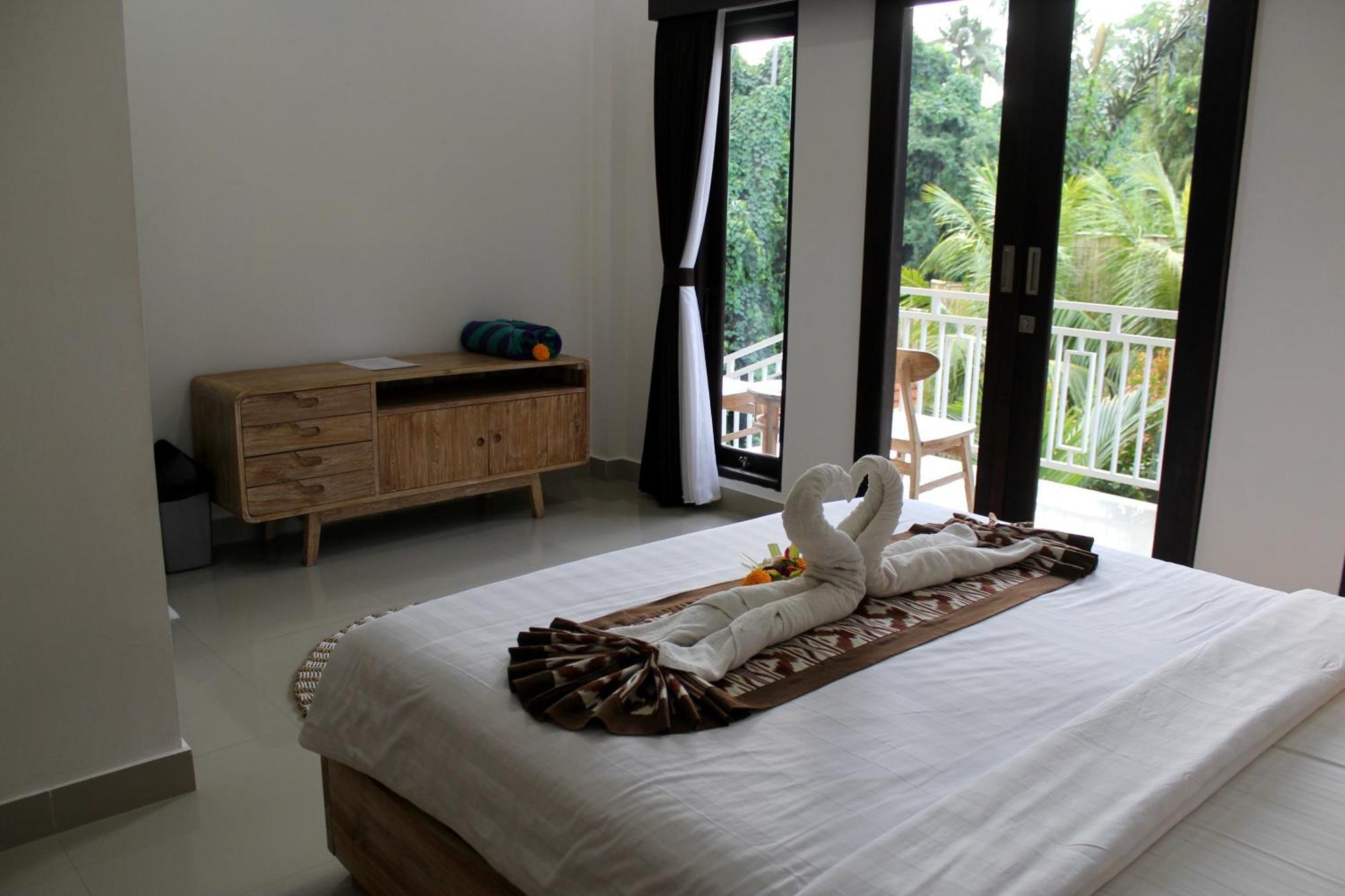 Hanaka Riverside Ubud Bagian luar foto