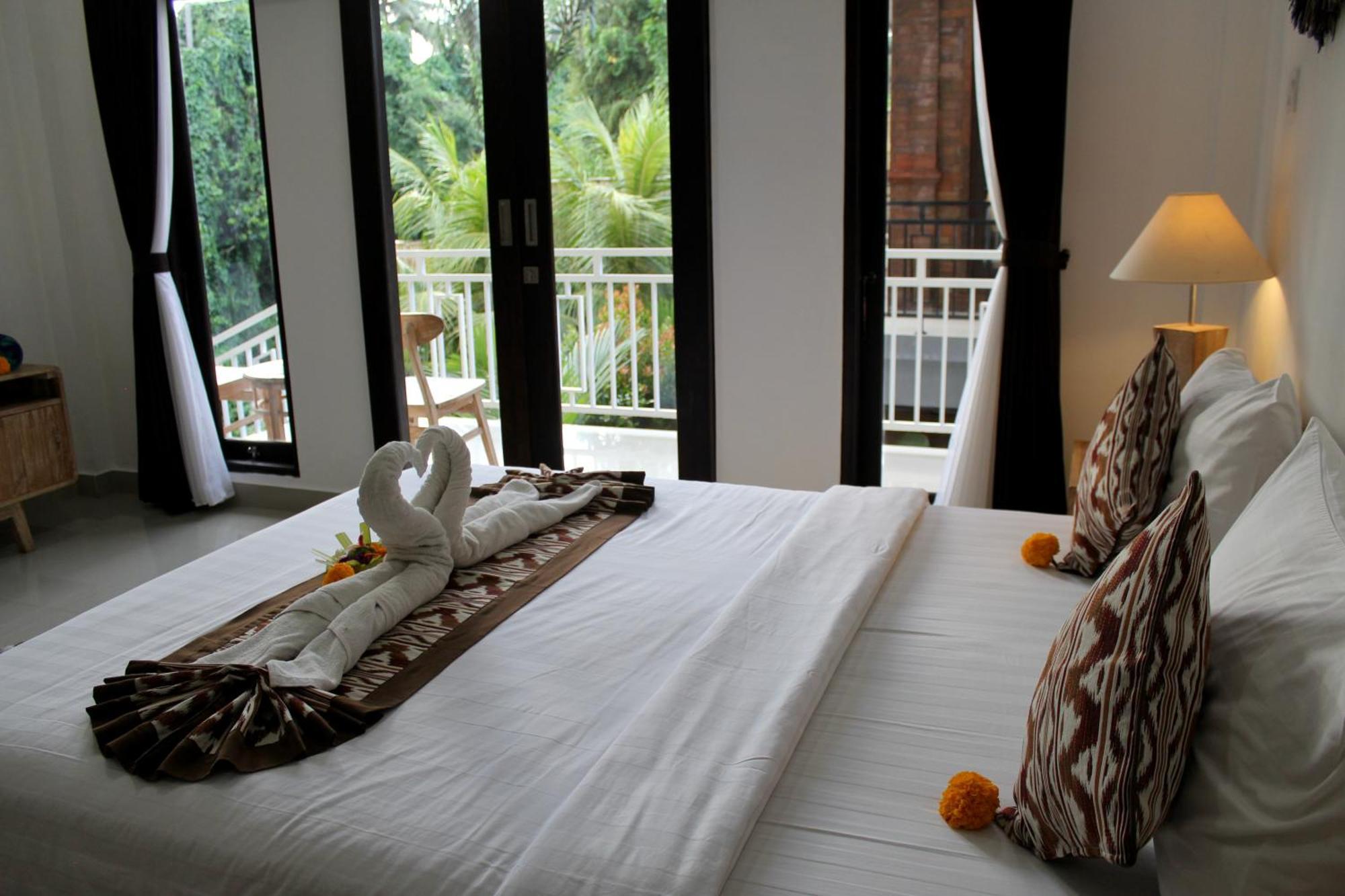 Hanaka Riverside Ubud Bagian luar foto
