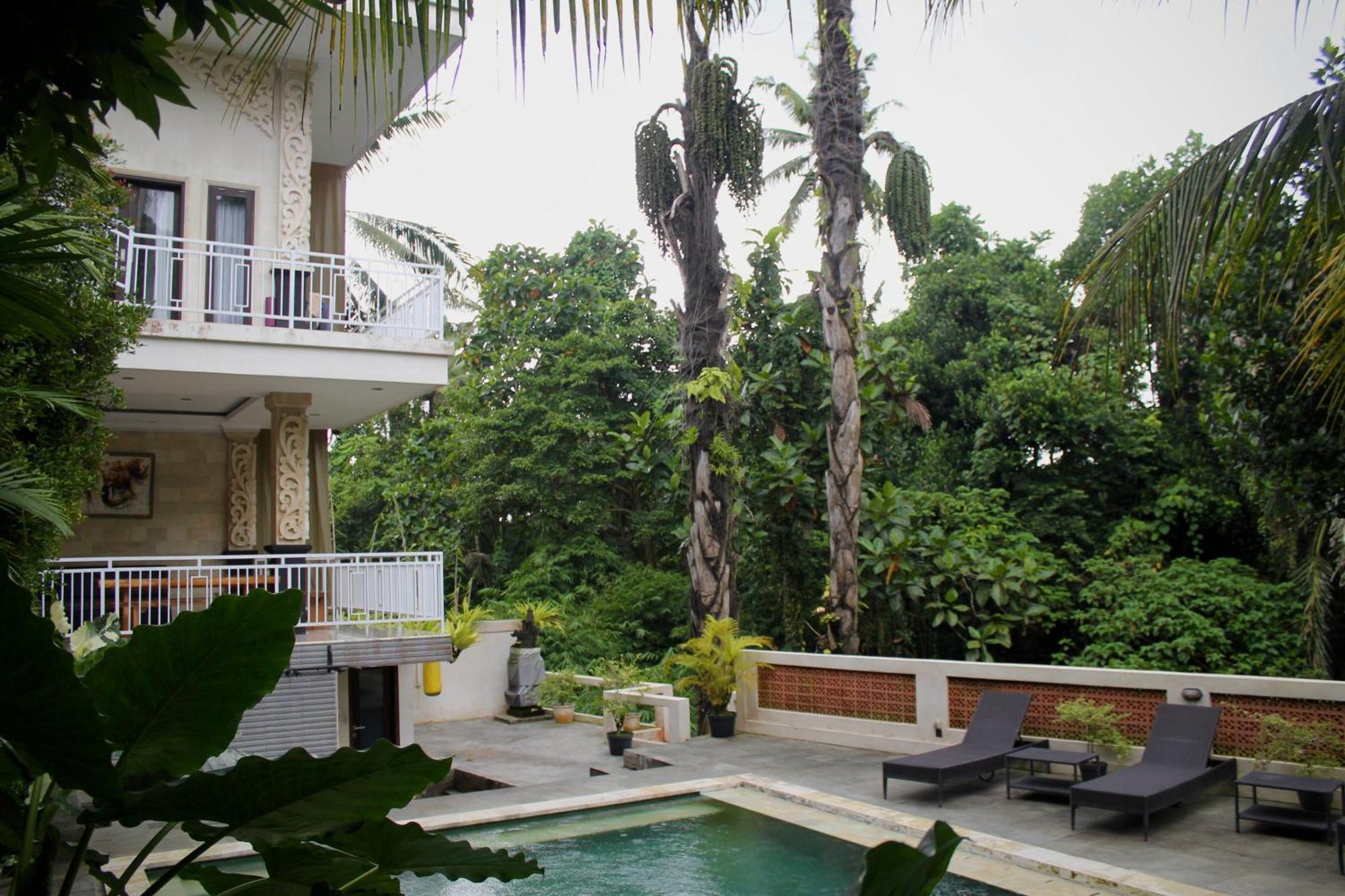 Hanaka Riverside Ubud Bagian luar foto