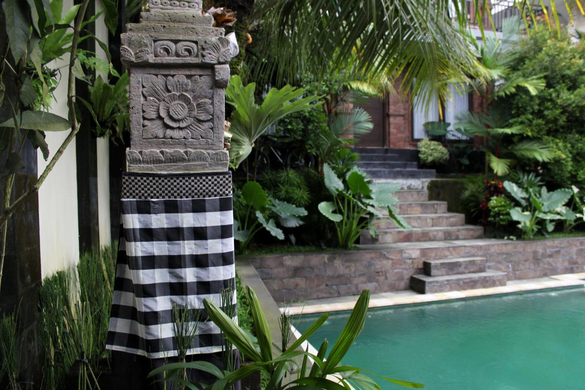 Hanaka Riverside Ubud Bagian luar foto