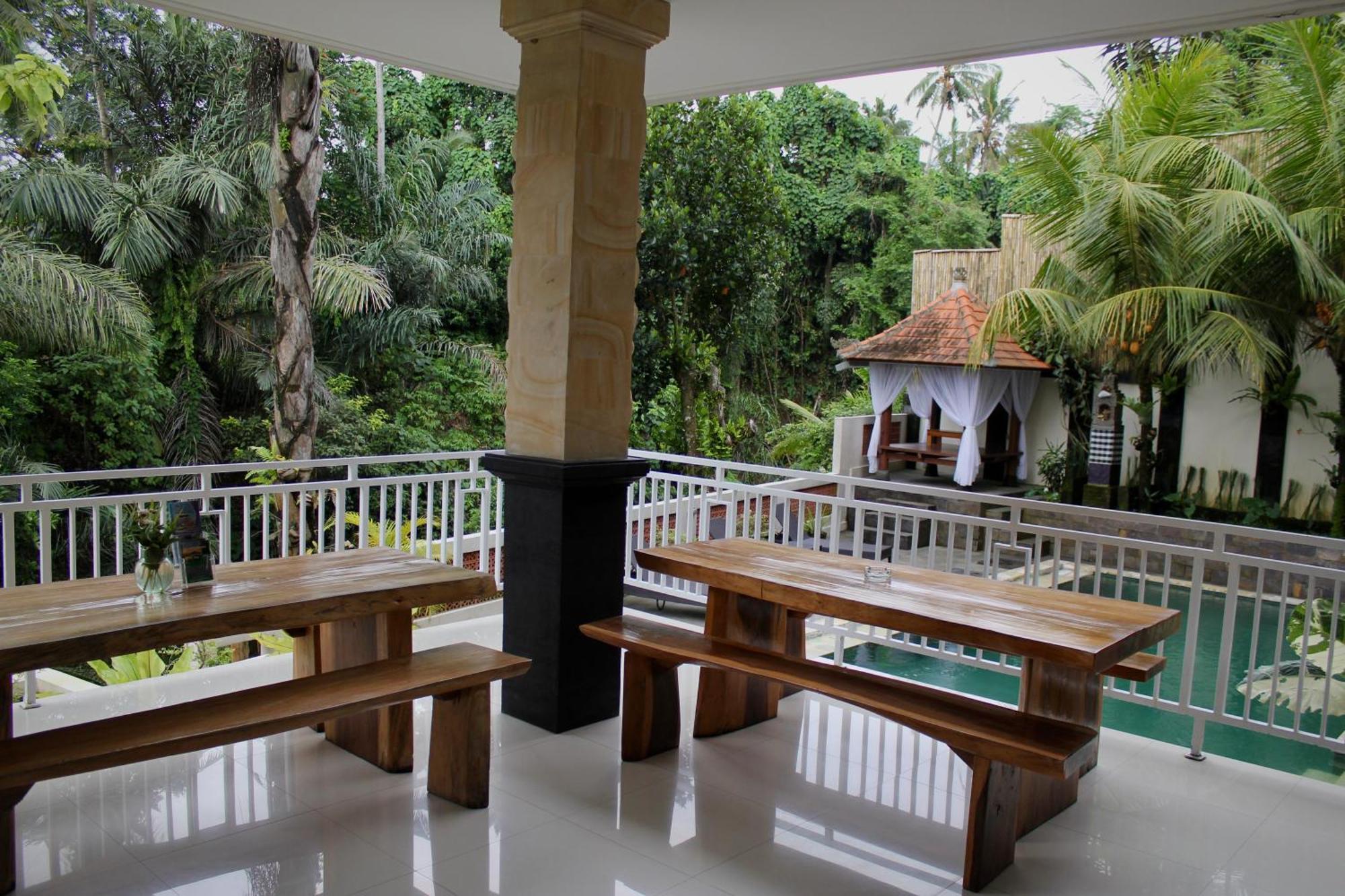 Hanaka Riverside Ubud Bagian luar foto